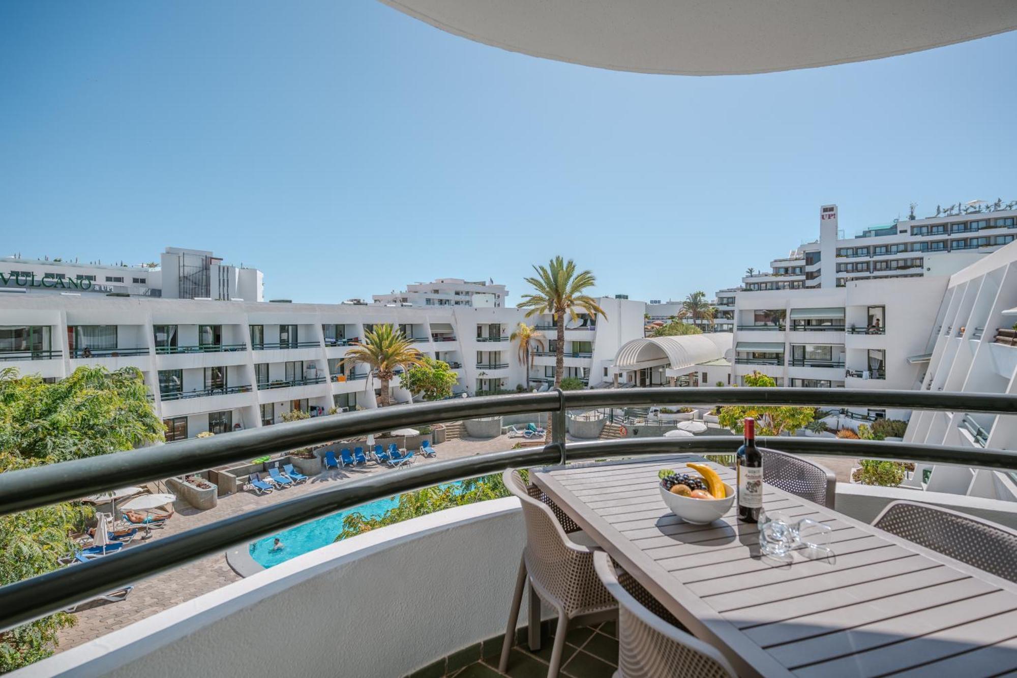Go2Tenerife Apart Sira Family, Pool & Beach Плая-де-лас-Америкас Экстерьер фото