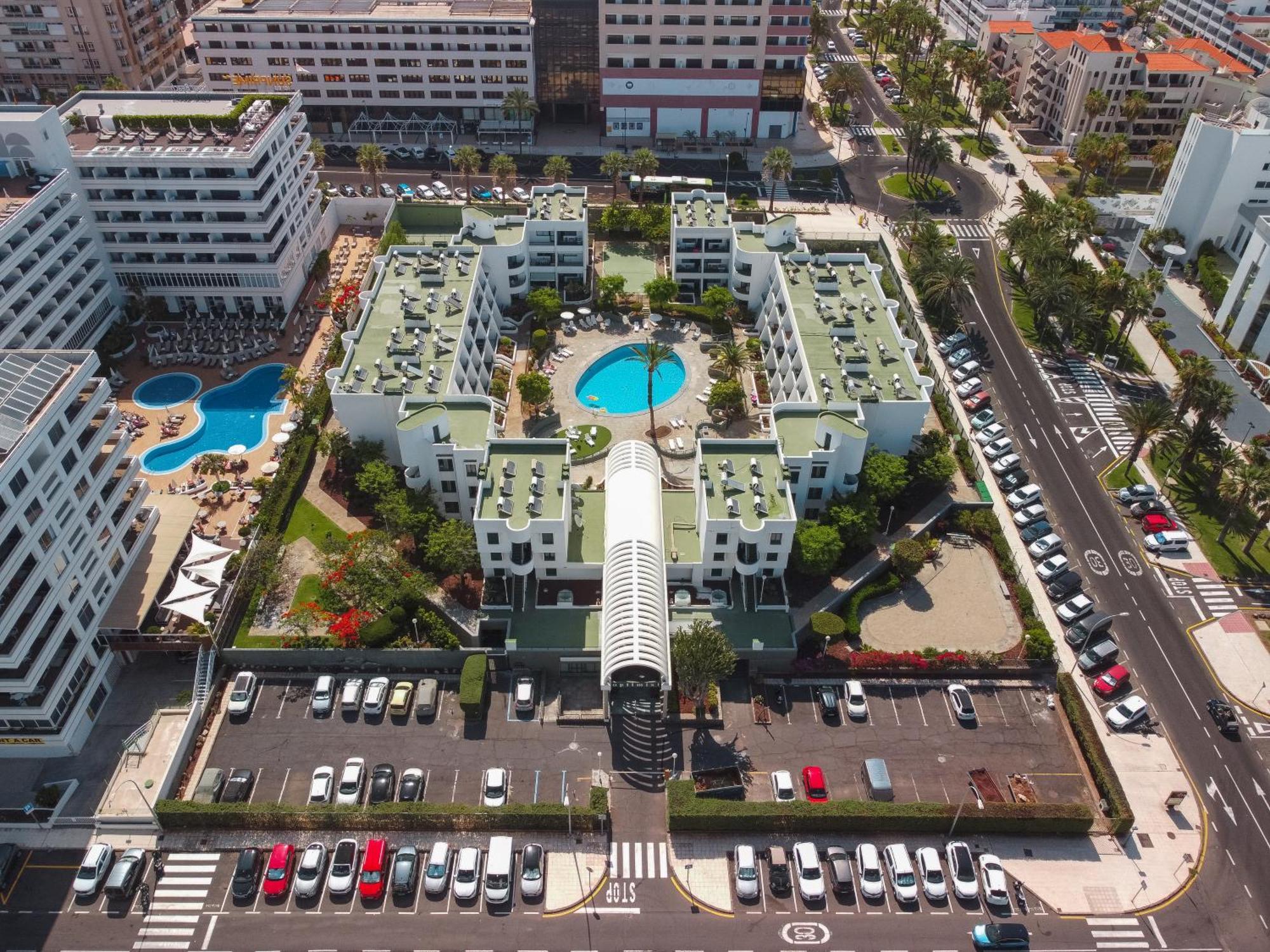 Go2Tenerife Apart Sira Family, Pool & Beach Плая-де-лас-Америкас Экстерьер фото